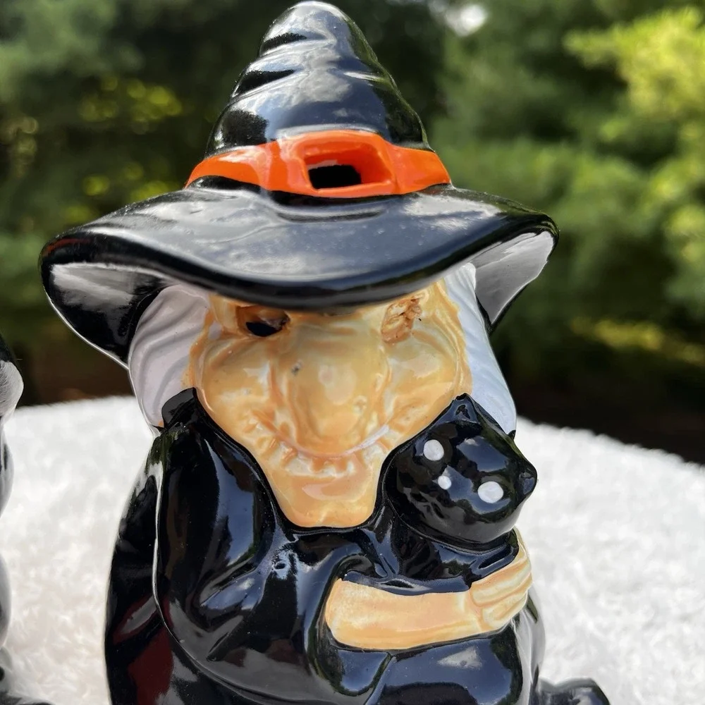 Vintage Halloween Witches 5.5